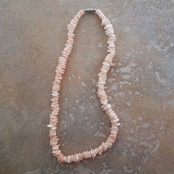 Seashell Necklace - 17" Pinky-Peach Shells - Picture 2 of 7